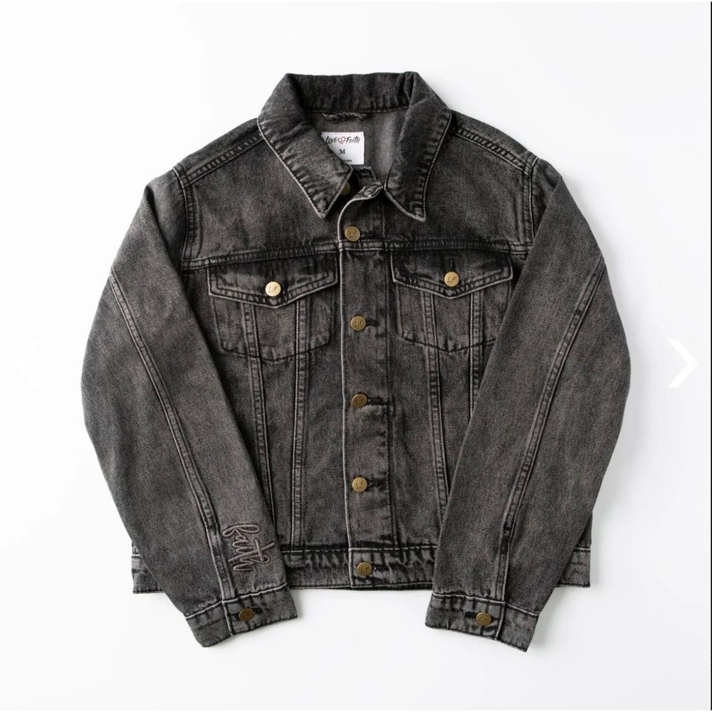 Love in Faith Black Acid Wash Denim Jean Jacket Women Medium